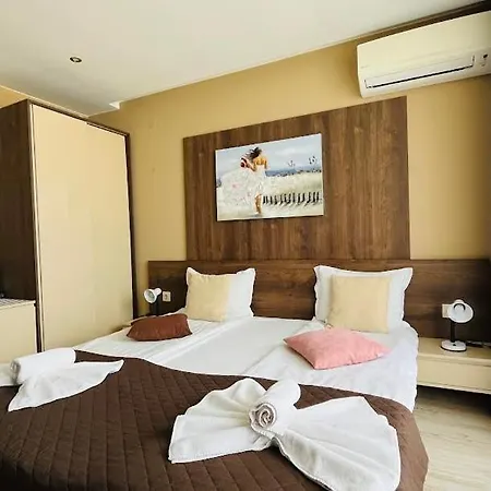 Paradiso 'в' 609 Private * Несебър