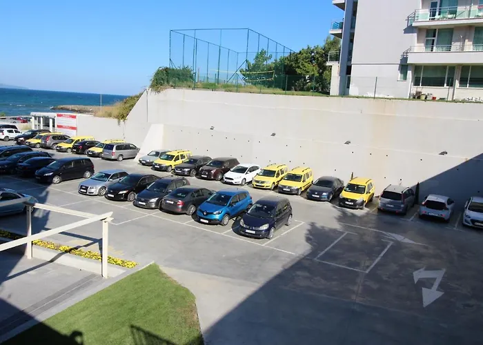 Paradiso 'в' 609 Private Apartment *