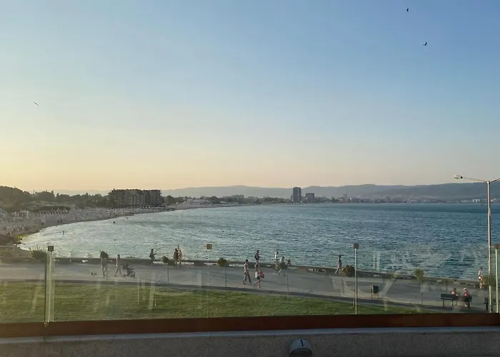 Paradiso 'в' 609 Private Apartment *